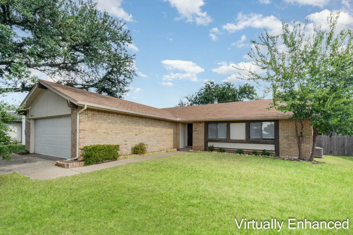 2922 Beachtree Lane, Bedford, TX 76021 - Image #1