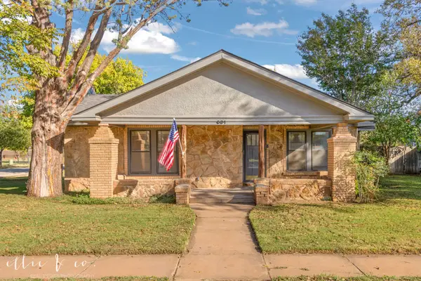 601 Oak Street, Merkel, TX 79536