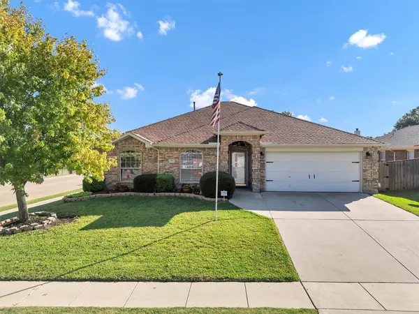 601 Aeronca Drive, Saginaw, TX 76179