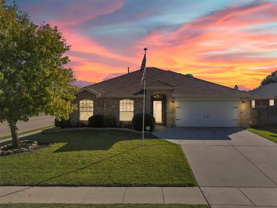 601 Aeronca Drive, Saginaw, TX 76179 - Image #2