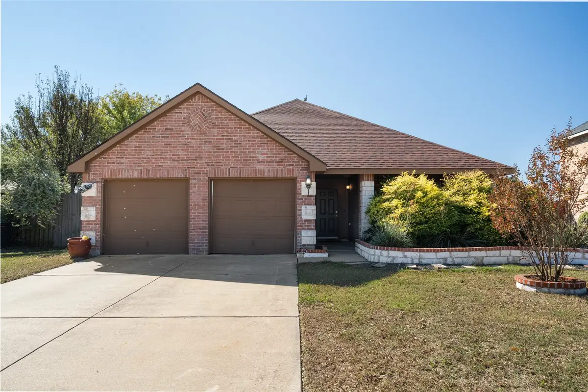 231 Saddlebrook Lane, Waxahachie, TX 75165 - Image #1