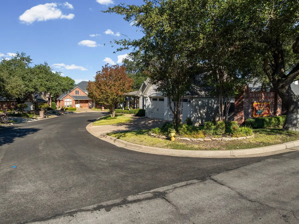 209 Kingston Drive, Waco, TX 76712 - Image #1