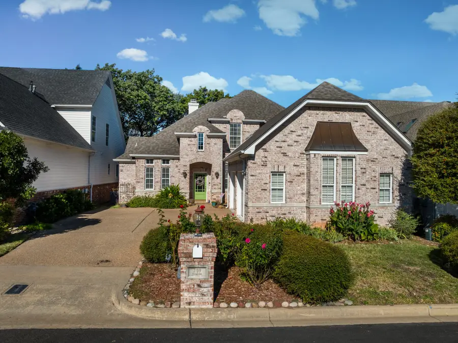 209 Kingston Drive, Waco, TX 76712 - Image #3