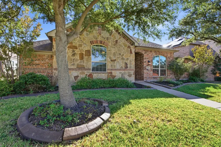 7114 Waterbury Drive, Rowlett, TX 75089 - Image #2