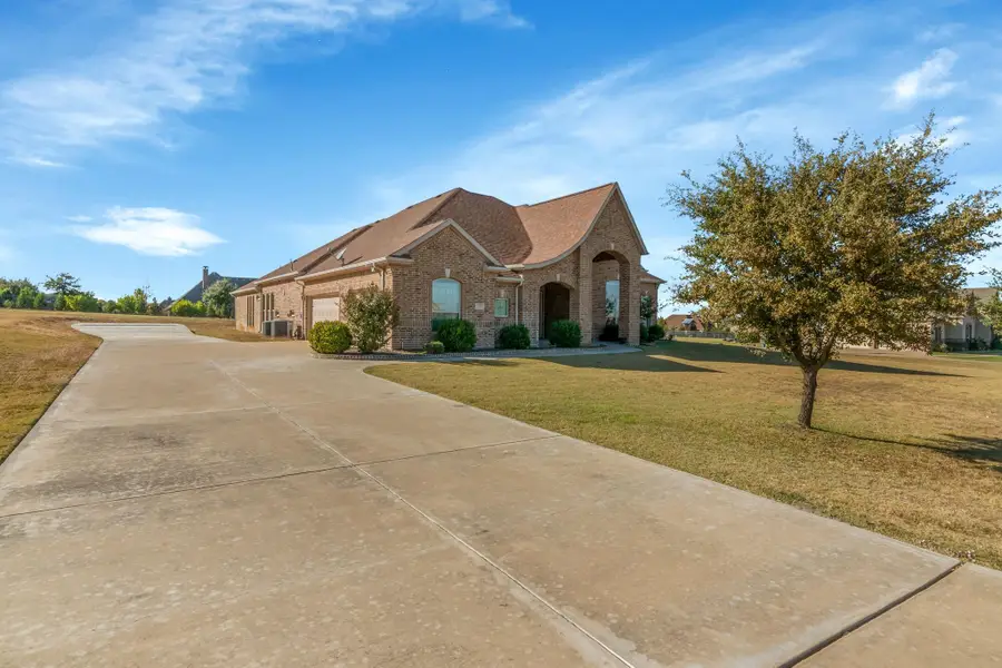235 Bearclaw Circle, Aledo, TX 76008 - Image #3