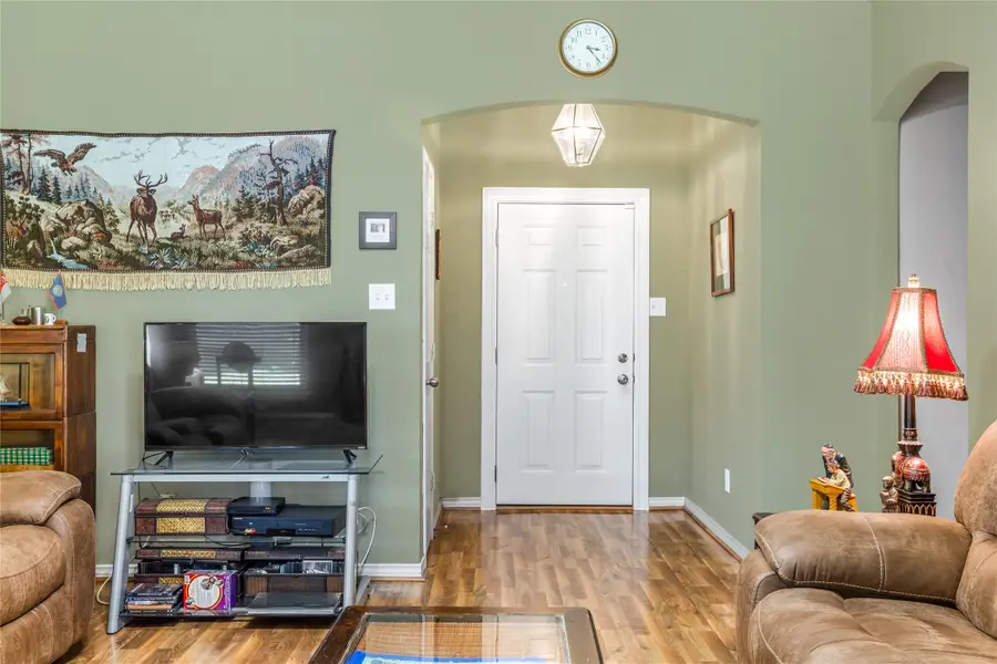 9221 Alyssa Drive, White Settlement, TX 76108 - Image #3