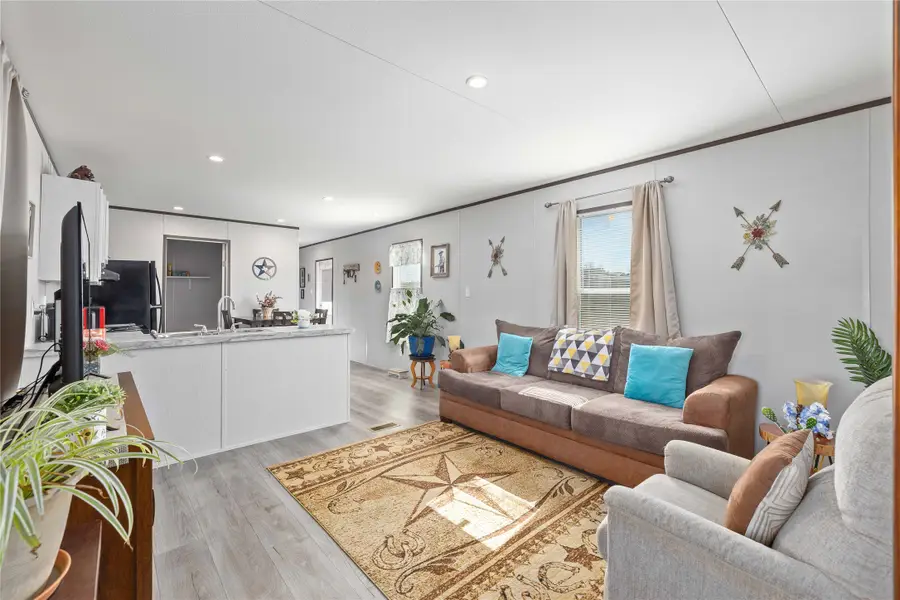 6935 County Road 467, Brownwood, TX 76801 - Image #2