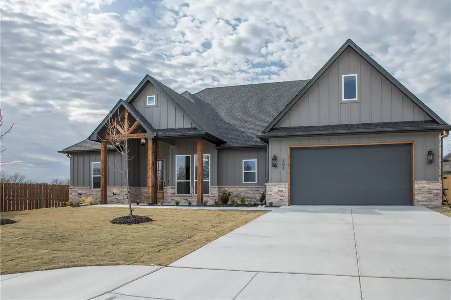 201 Belmont Drive, Willow Park, TX 76087 - Image #2