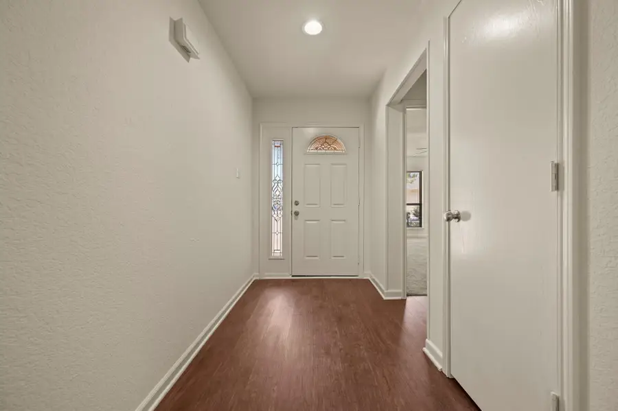 6648 Fair Oaks Drive, Watauga, TX 76148 - Image #2