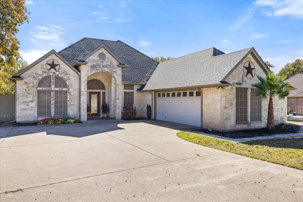 6705 Forest Oaks Court, Granbury, TX 76049 - #1