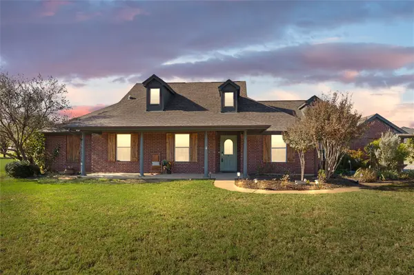 2021 Running Brook Drive, Joshua, TX 76058