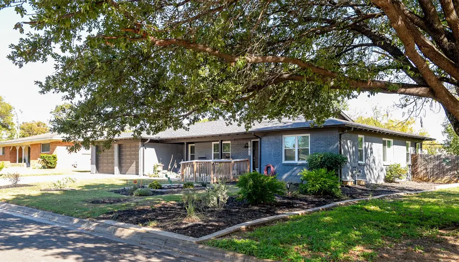 2005 Milam Street, Fort Worth, TX 76112 - Image #2