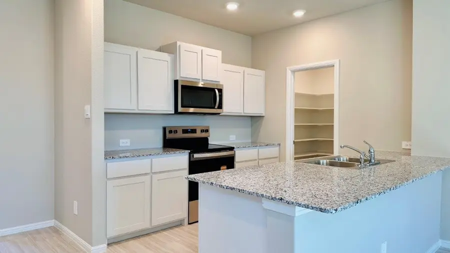 3024 Pecan Farm Lane, Fort Worth, TX 76140 - Image #3