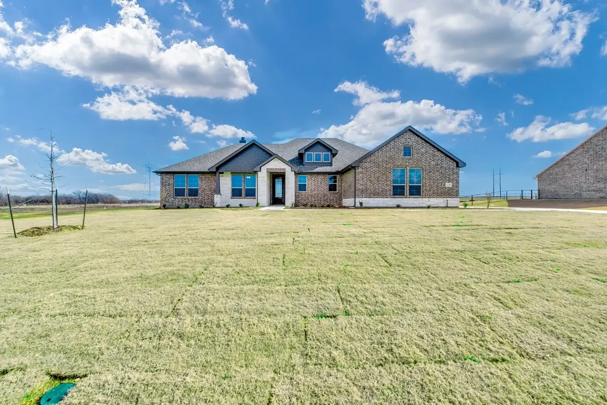 330 Big Bend Trail, Valley View, TX 76272 - Image #1