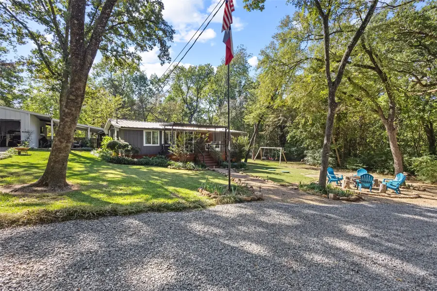 80 Louisiana Avenue, Pottsboro, TX 75076 - Image #2