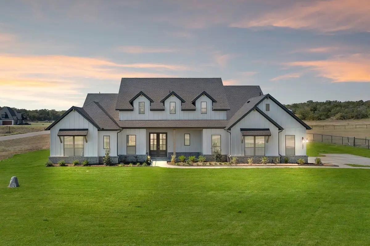 2001 Veal Circle, Springtown Reno, TX 76085 - Image #1