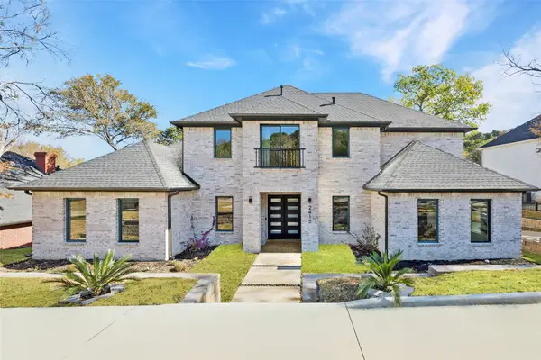 2415 Valley View Drive, Cedar Hill, TX 75104