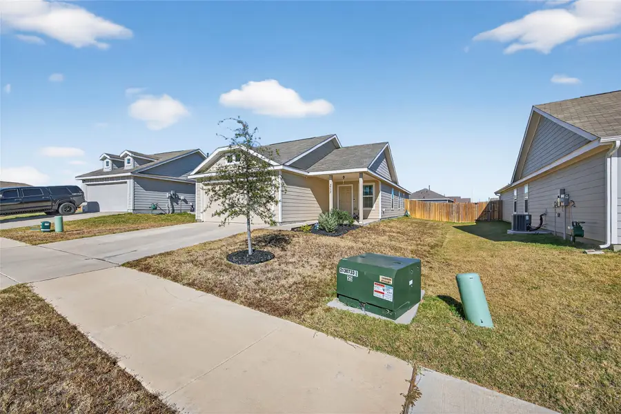 2732 Evening Side Court, Fort Worth, TX 76179 - Image #3