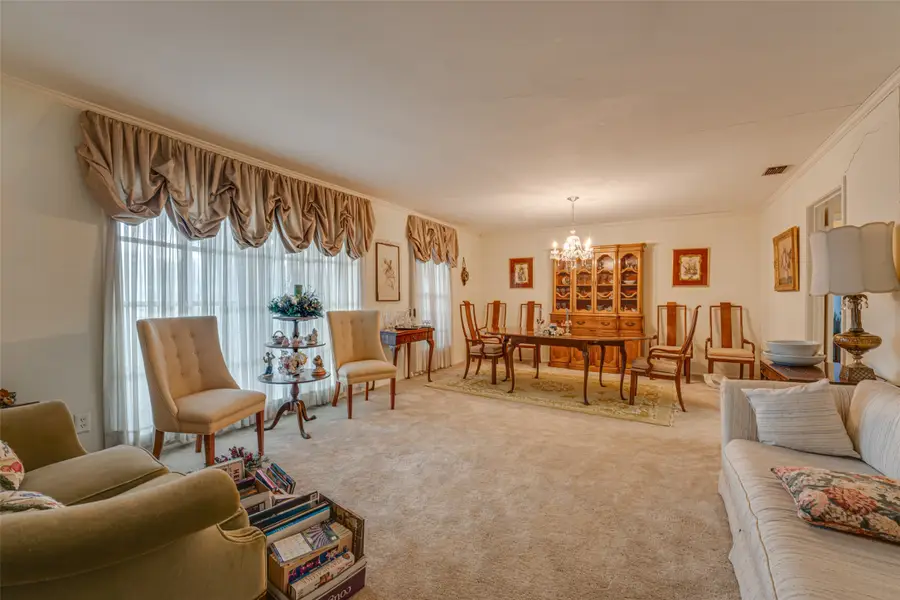 14723 Tanglewood Drive, Farmers Branch, TX 75234 - Image #3