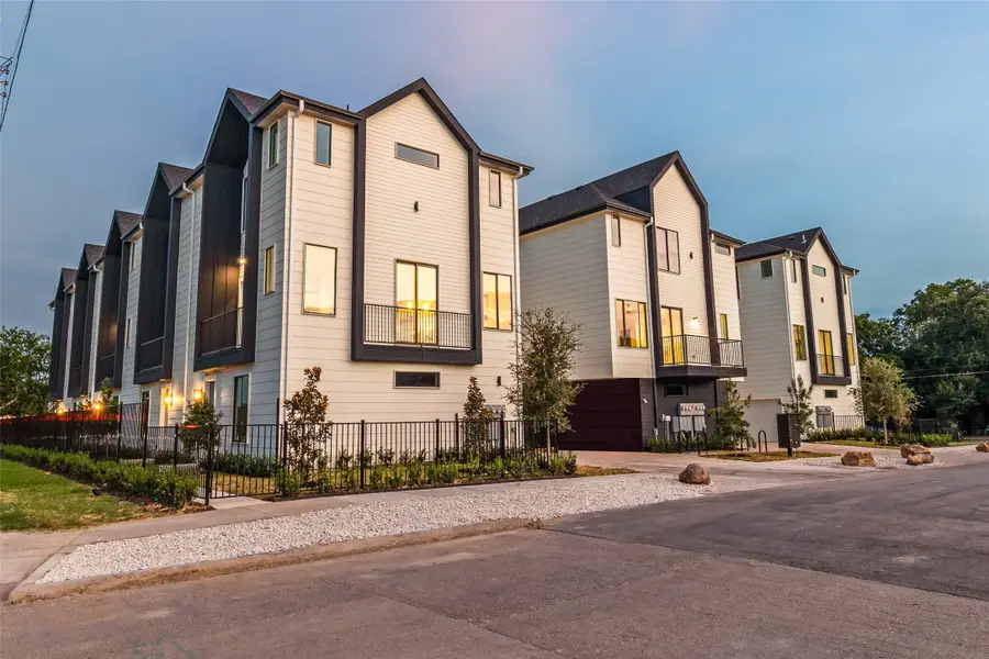 3308 Birmingham Avenue #C11, Dallas, TX 75210 - Image #3