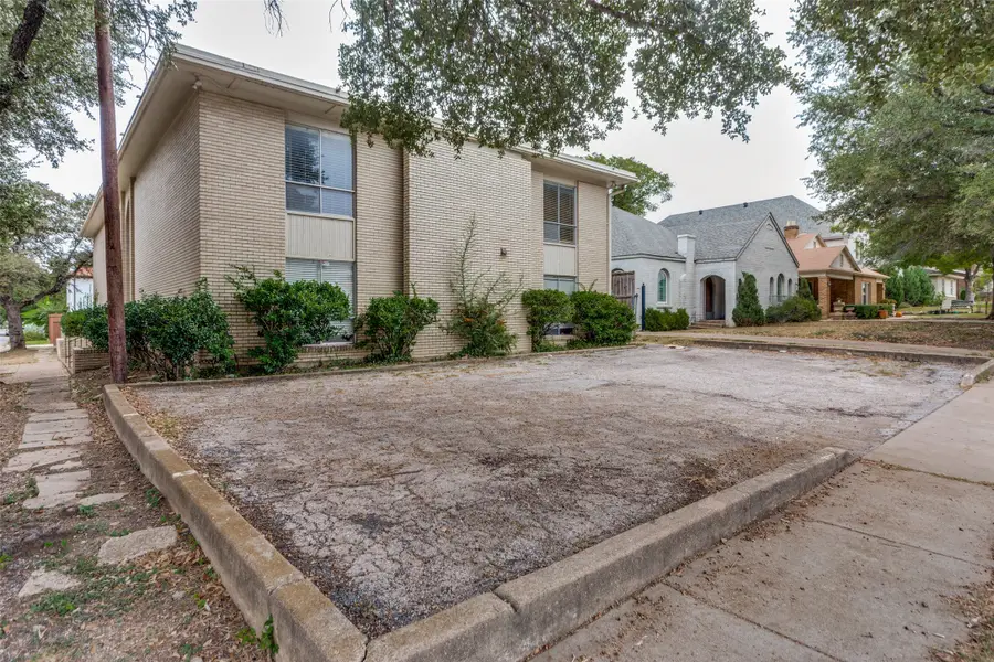 3828 W 7th Street, Fort Worth, TX 76107 - Image #3