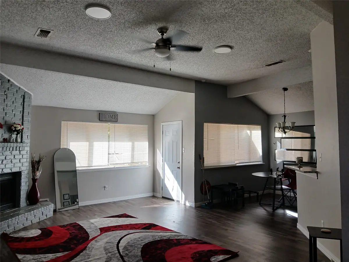 5002 Prairieview Court S, Arlington, TX 76017 - Image #1