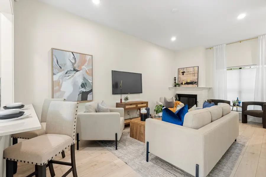 2806 Knight Street #103, Dallas, TX 75219 - Image #3