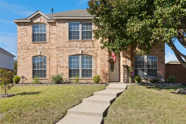 1544 Mountain Laurel Drive, Keller, TX 76248