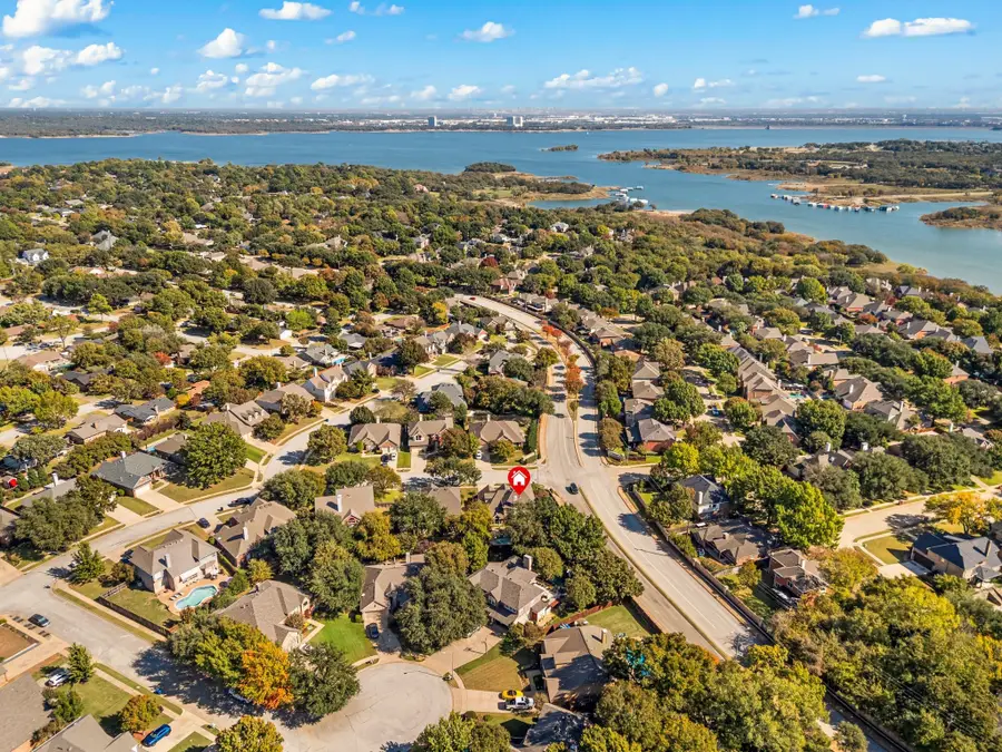 2811 Northwood Street, Grapevine, TX 76051 - Image #3