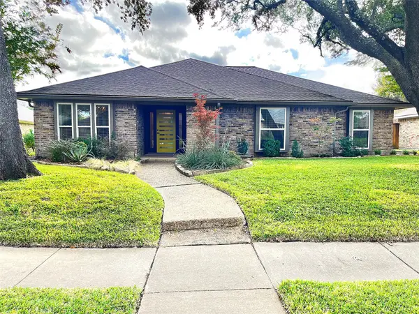 122 Faircrest Drive, Garland, TX 75040