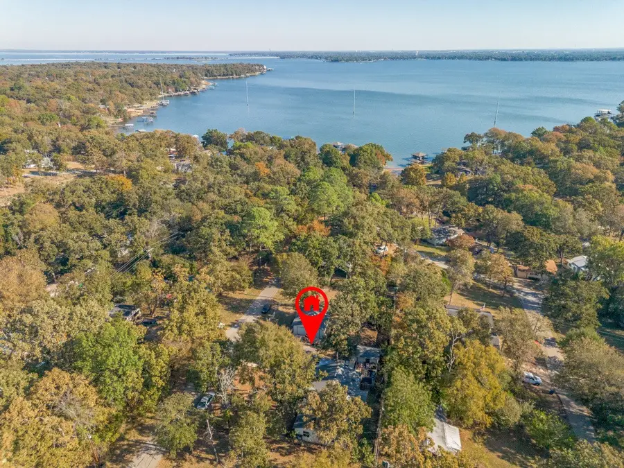 630 Cedarcrest Drive, Tool, TX 75143 - Image #2