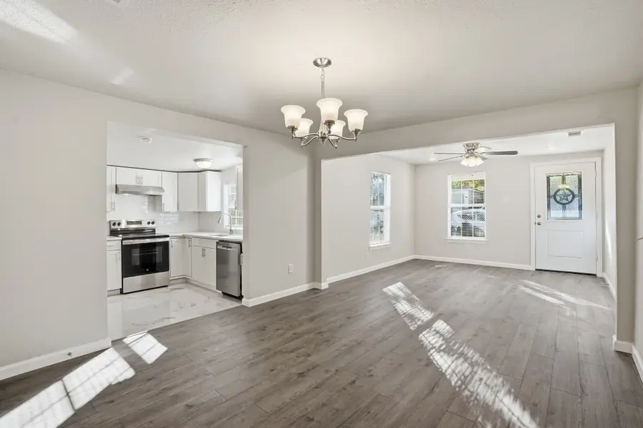 2421 Johnson Street, Fort Worth, TX 76105 - Image #3