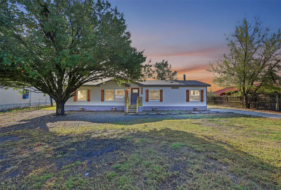 8820 Johns Road, Alvarado, TX 76009 - Image #2