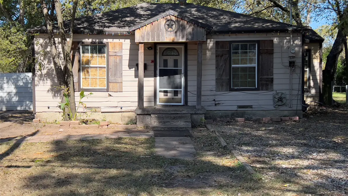 7637 Jacobie Boulevard, Dallas, TX 75217 - Image #1