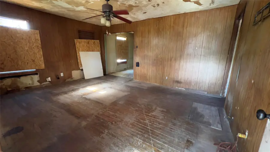 7637 Jacobie Boulevard, Dallas, TX 75217 - Image #2