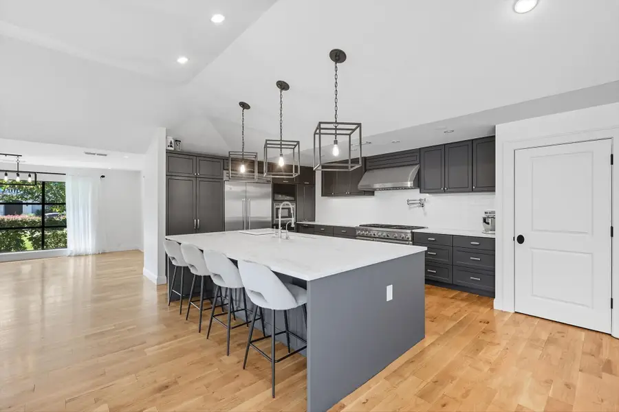 5857 Charlestown Drive, Dallas, TX 75230 - Image #2