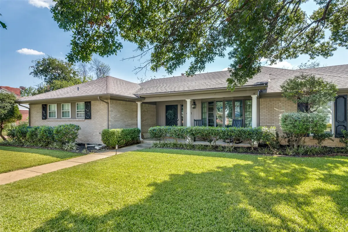 4321 Selkirk Drive W, Fort Worth, TX 76109 - Image #1