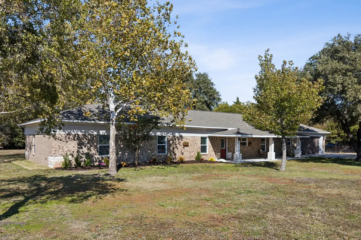 1403 Lakeview Drive, Saint Paul, TX 75098 - Image #1