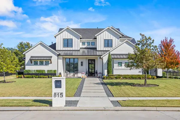 815 Providence Way, Heath, TX 75032