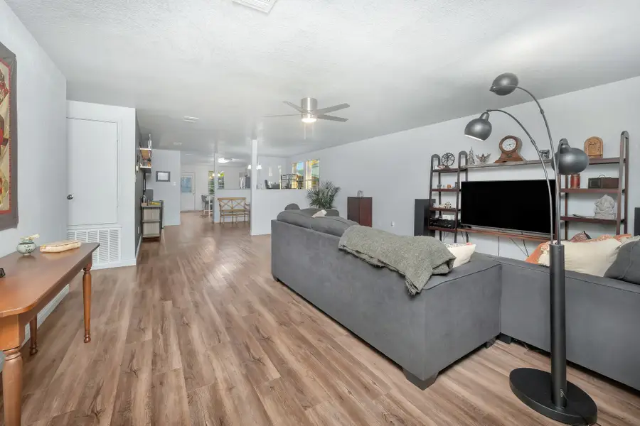 2633 Rockport Lane, Little Elm, TX 75068 - Image #2