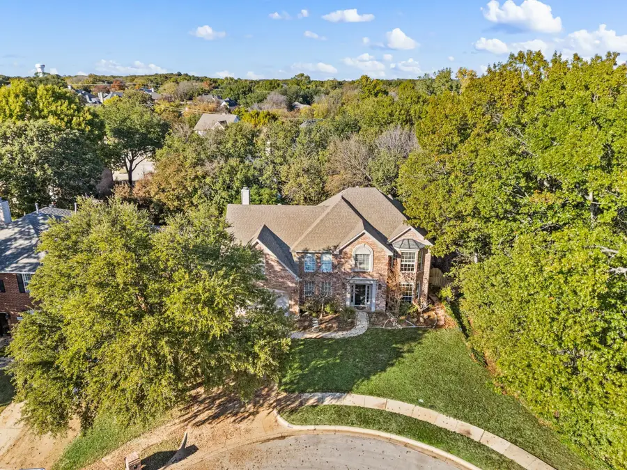 2504 Springhill Drive, Grapevine, TX 76051 - Image #2