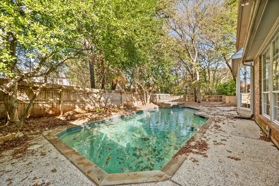 2504 Springhill Drive, Grapevine, TX 76051 - Image #3