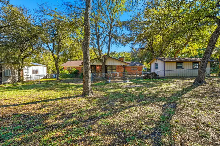 1508 Red Oak Circle, Azle, TX 76020 - Image #3