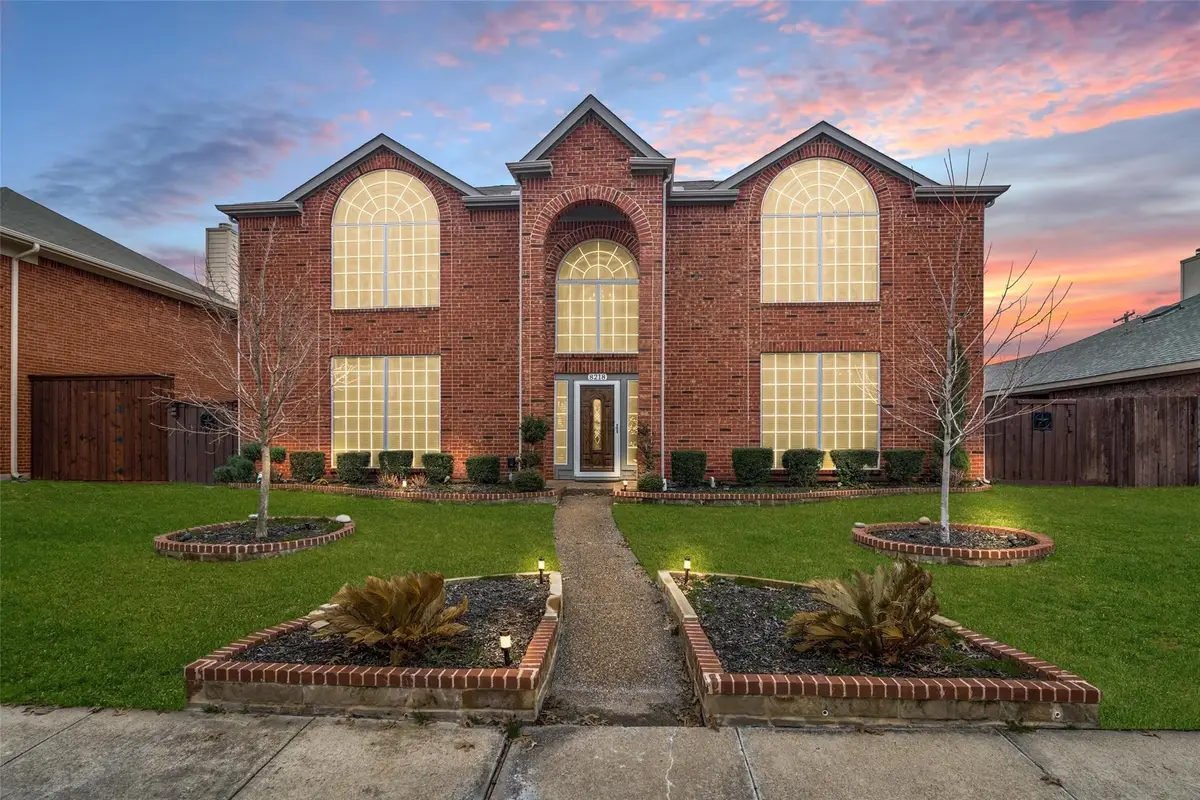 8218 Luna Drive, Rowlett, TX 75088 - Image #1