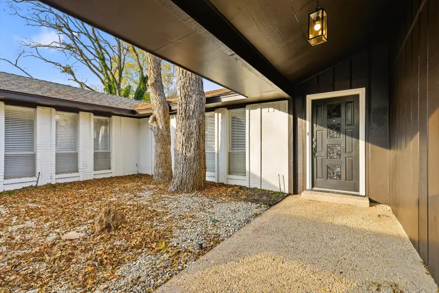 1419 Vicki Lane, Cedar Hill, TX 75104 - Image #2