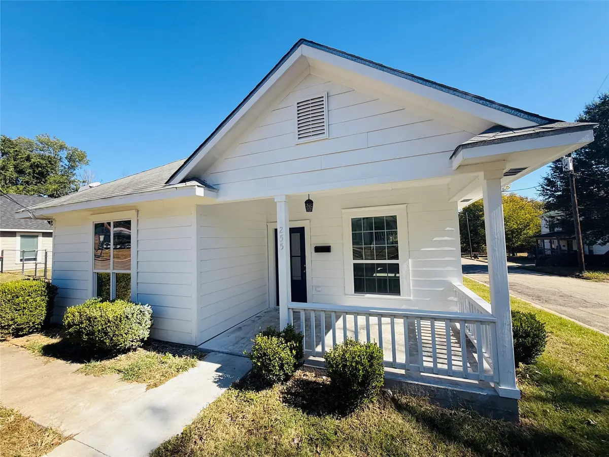 255 SW 7th Street, Paris, TX 75460 - Image #1