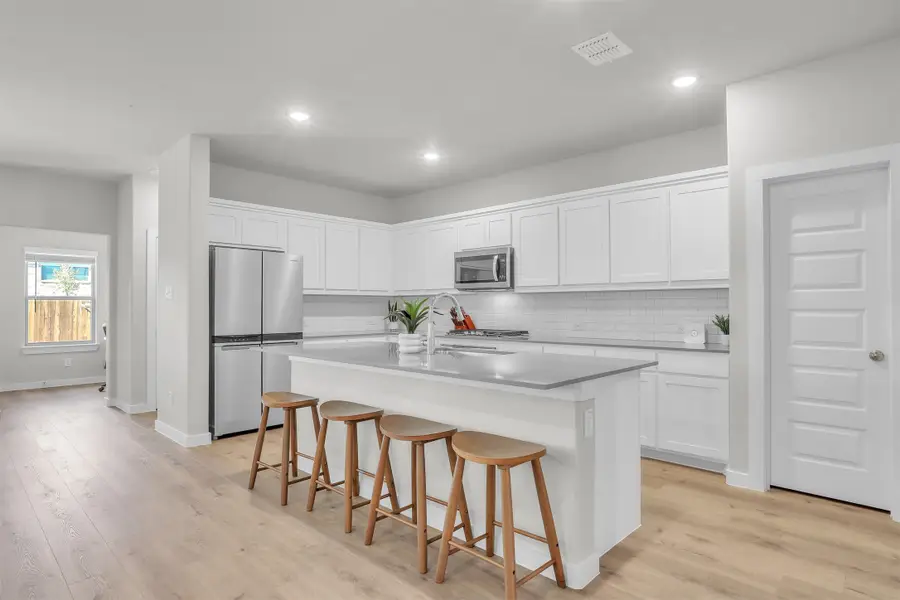 4918 Pebblewood Drive, Princeton, TX 75071 - Image #2