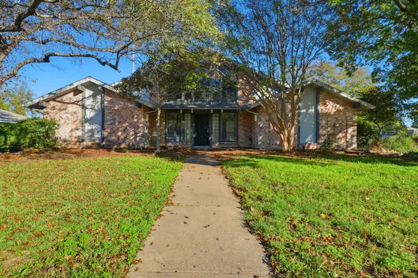 313 Santa Fe Trail, Waxahachie, TX 75165