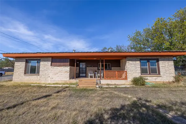2609 Coggin Avenue, Brownwood, TX 76801