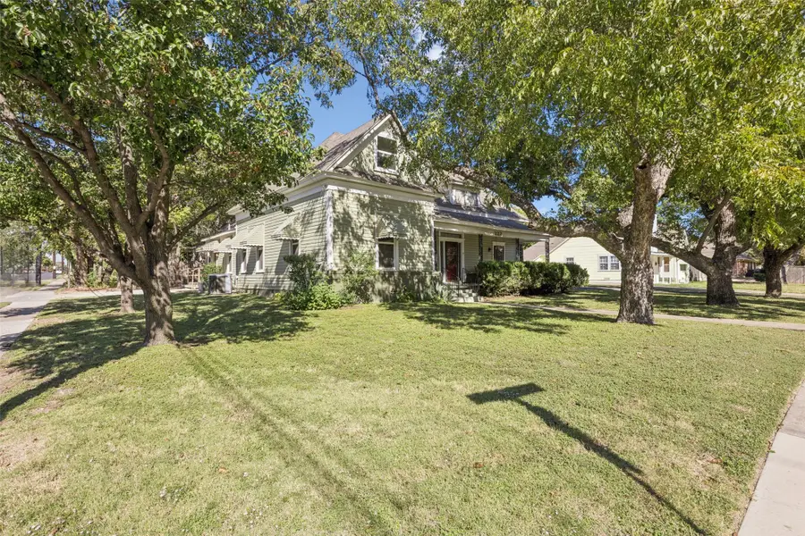 222 W College Street #A,B,C, Denton, TX 76201 - Image #2